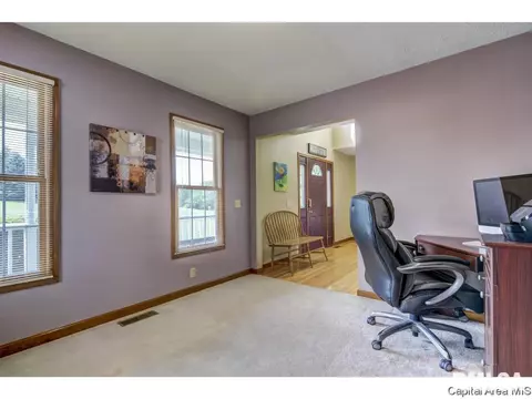 6001 Thresher Dr, Springfield, IL 62712 photo 14