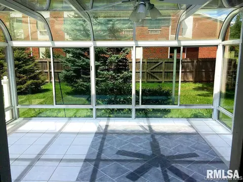 1109 Bolin Ct, Springfield, IL 62703 photo 7