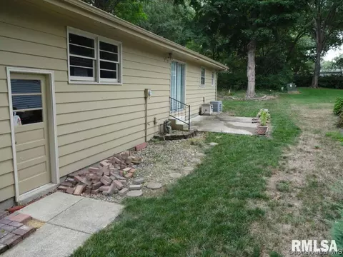 809 Independence Rdg, Springfield, IL 62702 photo 22