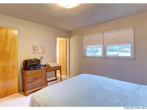 809 Independence Rdg, Springfield, IL 62702 photo 11
