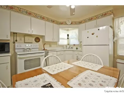 3045 E Trinity Ave, Springfield, IL 62702 photo 8