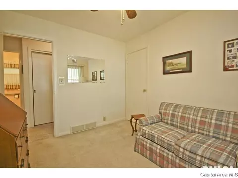 3045 E Trinity Ave, Springfield, IL 62702 photo 13