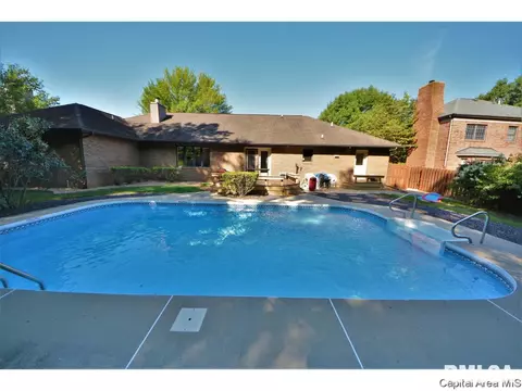 820 Coventry Pt, Springfield, IL 62702 photo 12