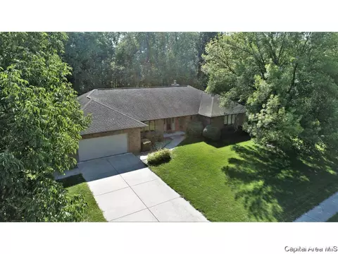 820 Coventry Pt, Springfield, IL 62702 photo 2
