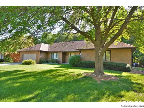 820 Coventry Pt, Springfield, IL 62702 photo 1
