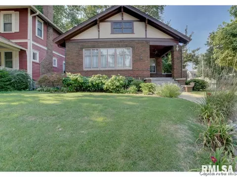 656 W Vine St, Springfield, IL 62704 photo 2