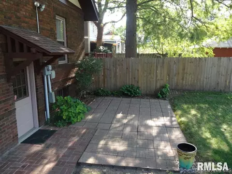 656 W Vine St, Springfield, IL 62704 photo 33
