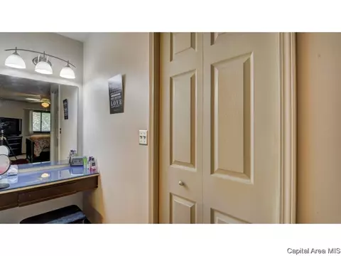 3220 Ellendale, Springfield, IL 62704 photo 22