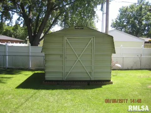 2220 Winnebago Dr, Springfield, IL 62702 photo 20