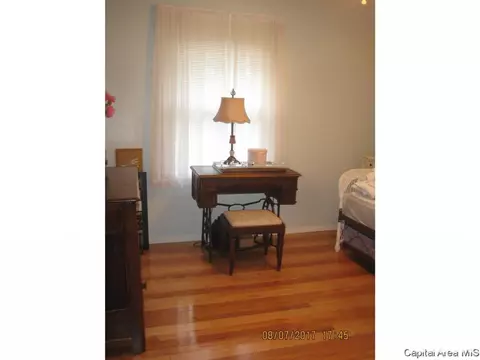 2220 Winnebago Dr, Springfield, IL 62702 photo 12