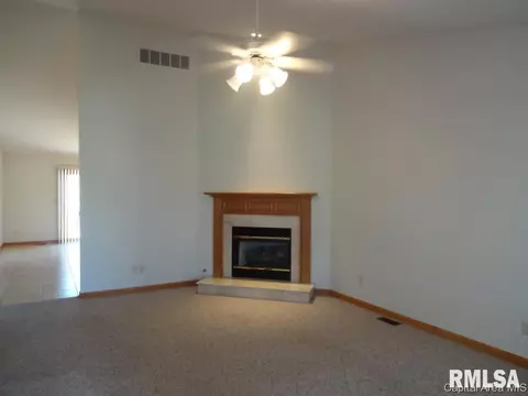 3916 Lear Dr, Springfield, IL 62711 photo 4