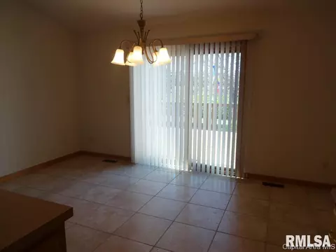 3916 Lear Dr, Springfield, IL 62711 photo 10