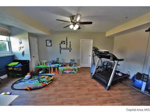 6317 Preston Dr, Springfield, IL 62711 photo 18