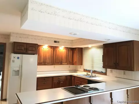 2108 Augusta Dr, Springfield, IL 62704 photo 7