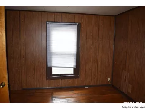 1216 N 6th St, Springfield, IL 62702 photo 16