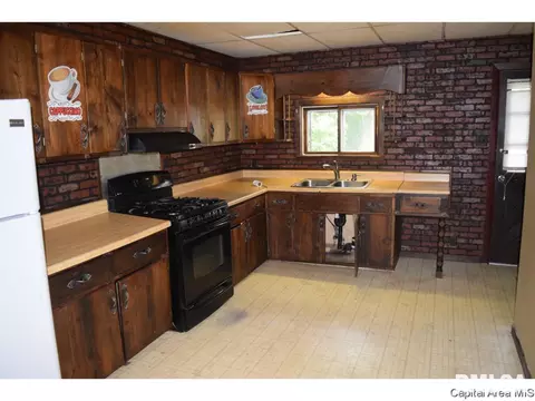 1216 N 6th St, Springfield, IL 62702 photo 5