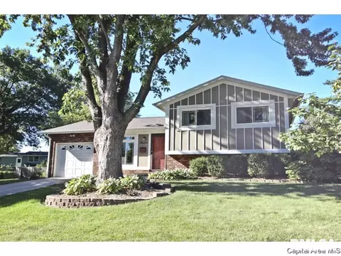 12 Eton Dr, Springfield, IL 62702 photo 1