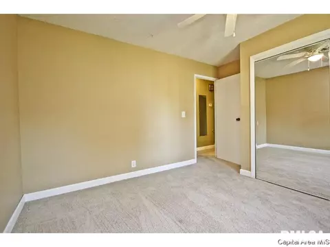 12 Eton Dr, Springfield, IL 62702 photo 21