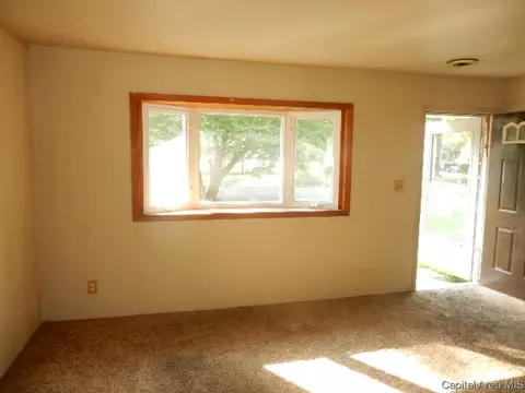 3317 Buckner St, Springfield, IL 62703 photo 2