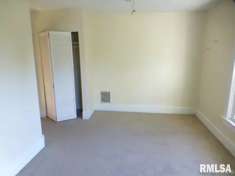 1033 N 4th St, Springfield, IL 62702 photo 14