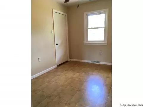 208 Edwin St, Brighton, IL 62012 photo 8