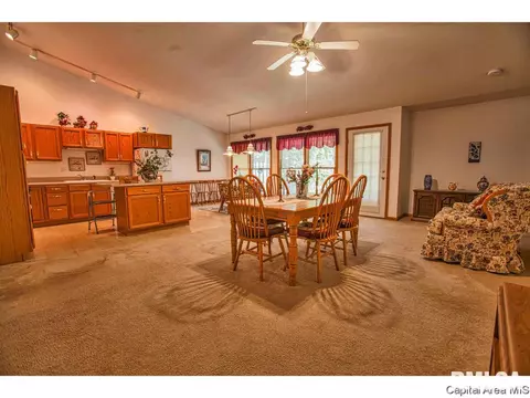 4102 Mcgregor, Springfield, IL 62707 photo 10