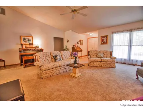 4102 Mcgregor, Springfield, IL 62707 photo 6