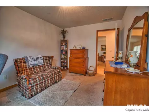 4102 Mcgregor, Springfield, IL 62707 photo 25