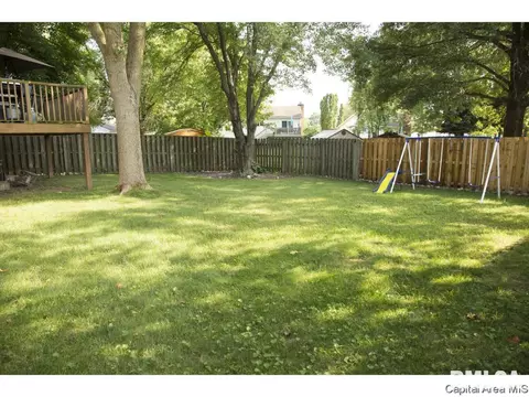 205 Westbrook Dr, Springfield, IL 62702 photo 17