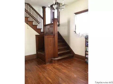 1400 Holmes Ave, Springfield, IL 62704 photo 2