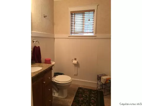 1400 Holmes Ave, Springfield, IL 62704 photo 9
