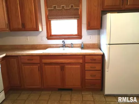 2144 S 9th St, Springfield, IL 62703 photo 17