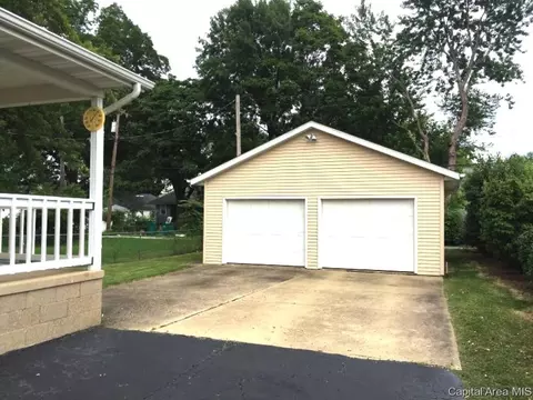 2144 S 9th St, Springfield, IL 62703 photo 4