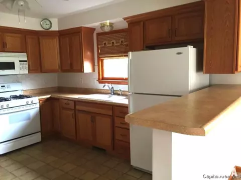 2144 S 9th St, Springfield, IL 62703 photo 13