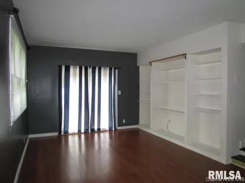 900 Greenview, Springfield, IL 62704 photo 4