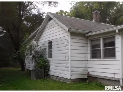 2308 Richards Ln, Springfield, IL 62702 photo 4
