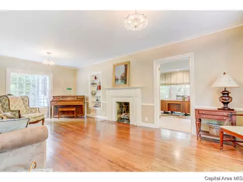 2001 S Wiggins Ave, Springfield, IL 62704 photo 6