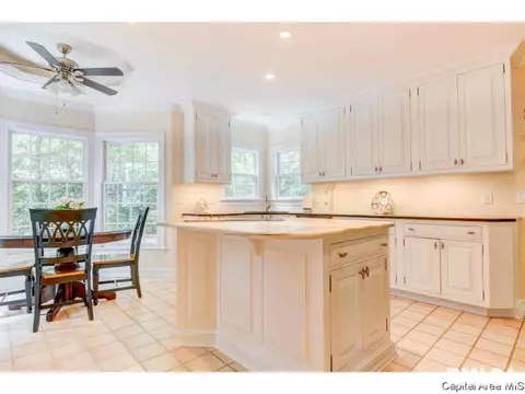 2001 S Wiggins Ave, Springfield, IL 62704 photo 9
