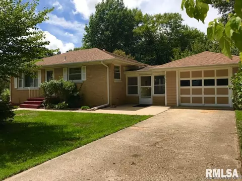 2725 Leonard St, Springfield, IL 62704 photo 1