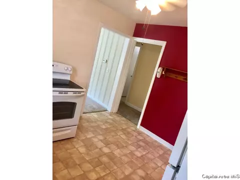 2725 Leonard St, Springfield, IL 62704 photo 10