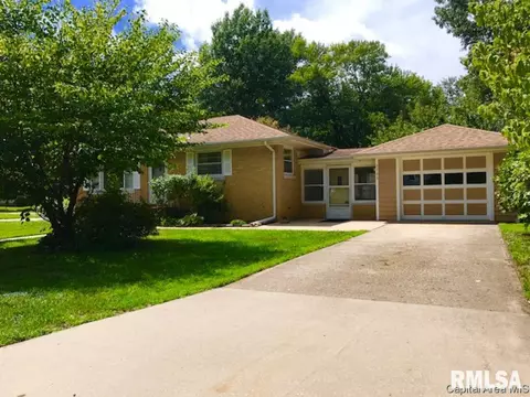 2725 Leonard St, Springfield, IL 62704 photo 3