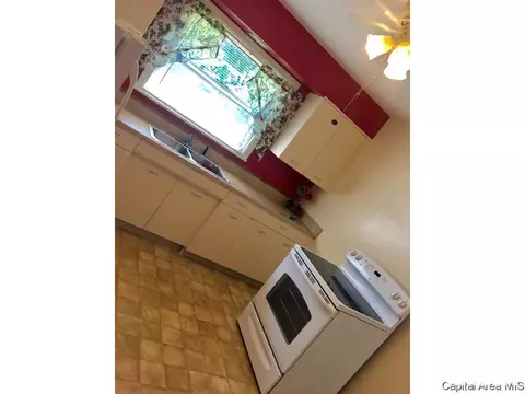 2725 Leonard St, Springfield, IL 62704 photo 9