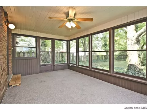 811 Kenyon Dr, Springfield, IL 62704 photo 10