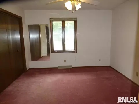 2453 Arrowhead Dr, Springfield, IL 62702 photo 9