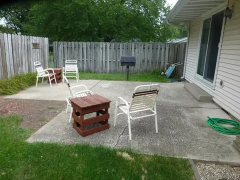 2453 Arrowhead Dr, Springfield, IL 62702 photo 13