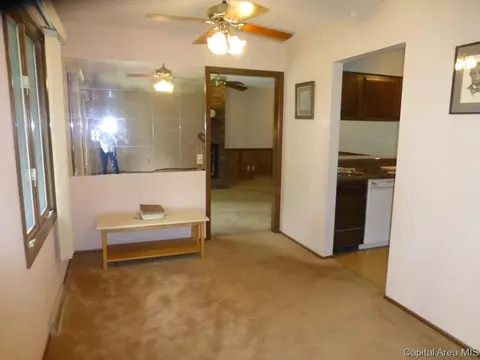 2453 Arrowhead Dr, Springfield, IL 62702 photo 8