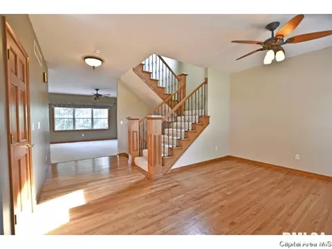 3512 Sundance Dr, Springfield, IL 62711 photo 4