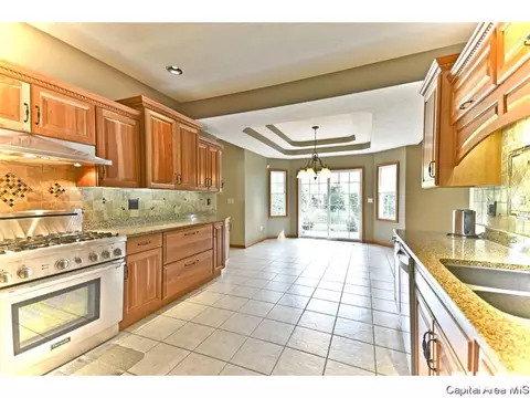 3512 Sundance Dr, Springfield, IL 62711 photo 9