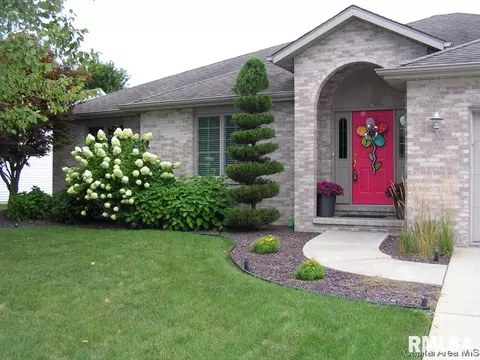 4530 Longfellow Dr, Springfield, IL 62711 photo 2