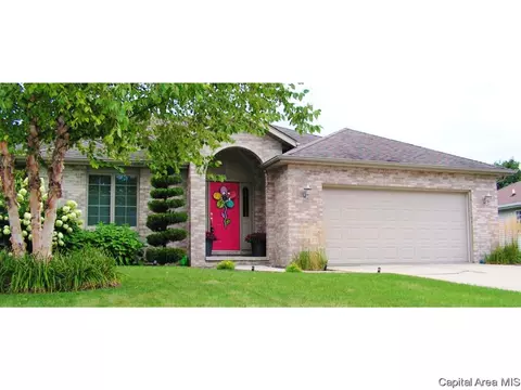 4530 Longfellow Dr, Springfield, IL 62711 photo 1